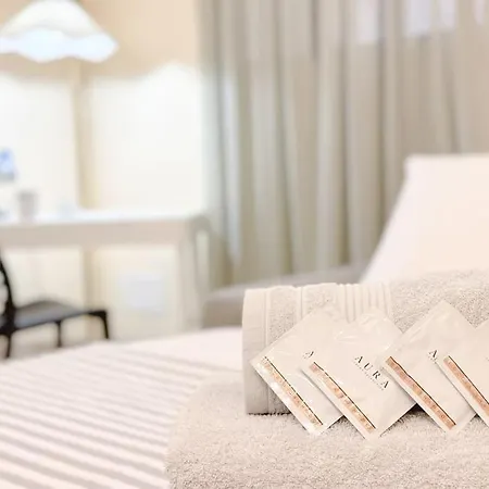 Elegante Free Parking - Wifi- Spiagge 7min شقة
